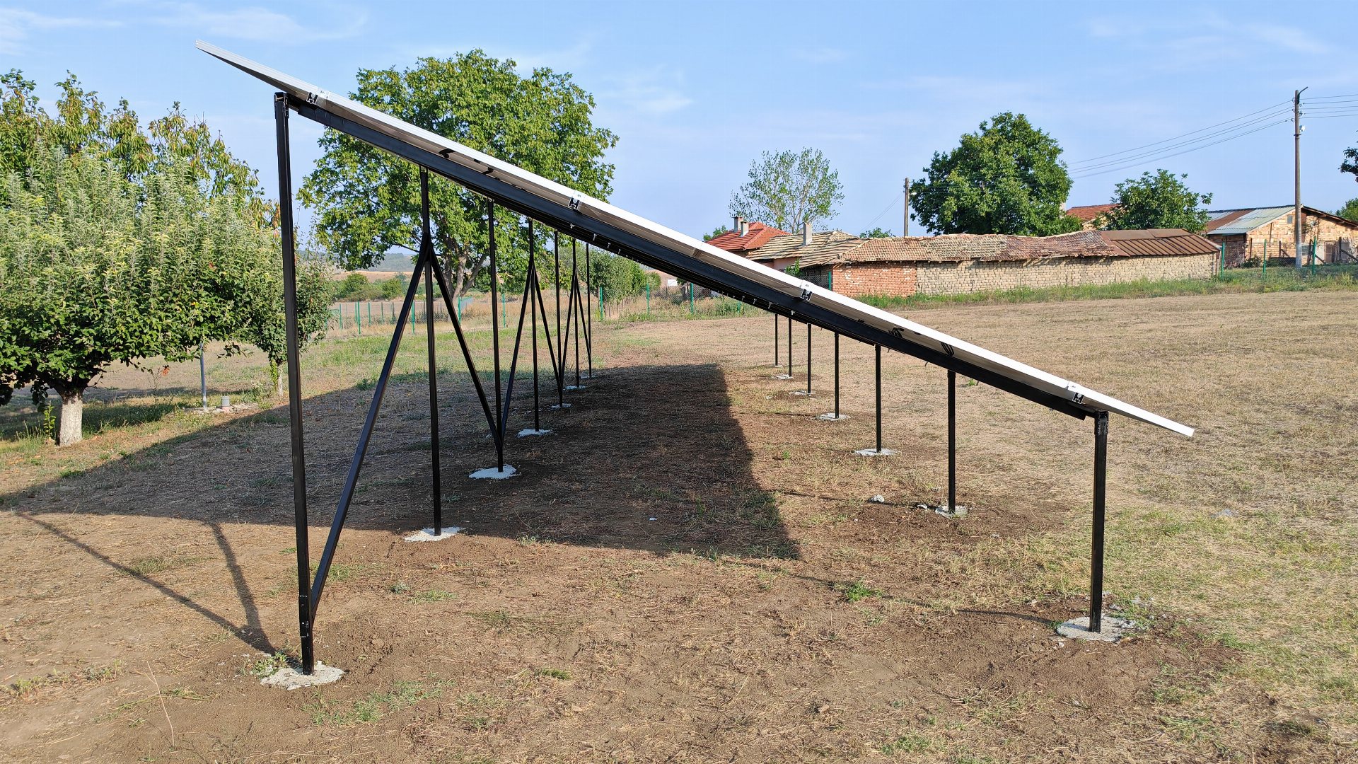 Наземна фотоволтаична система със соларни панели — 2