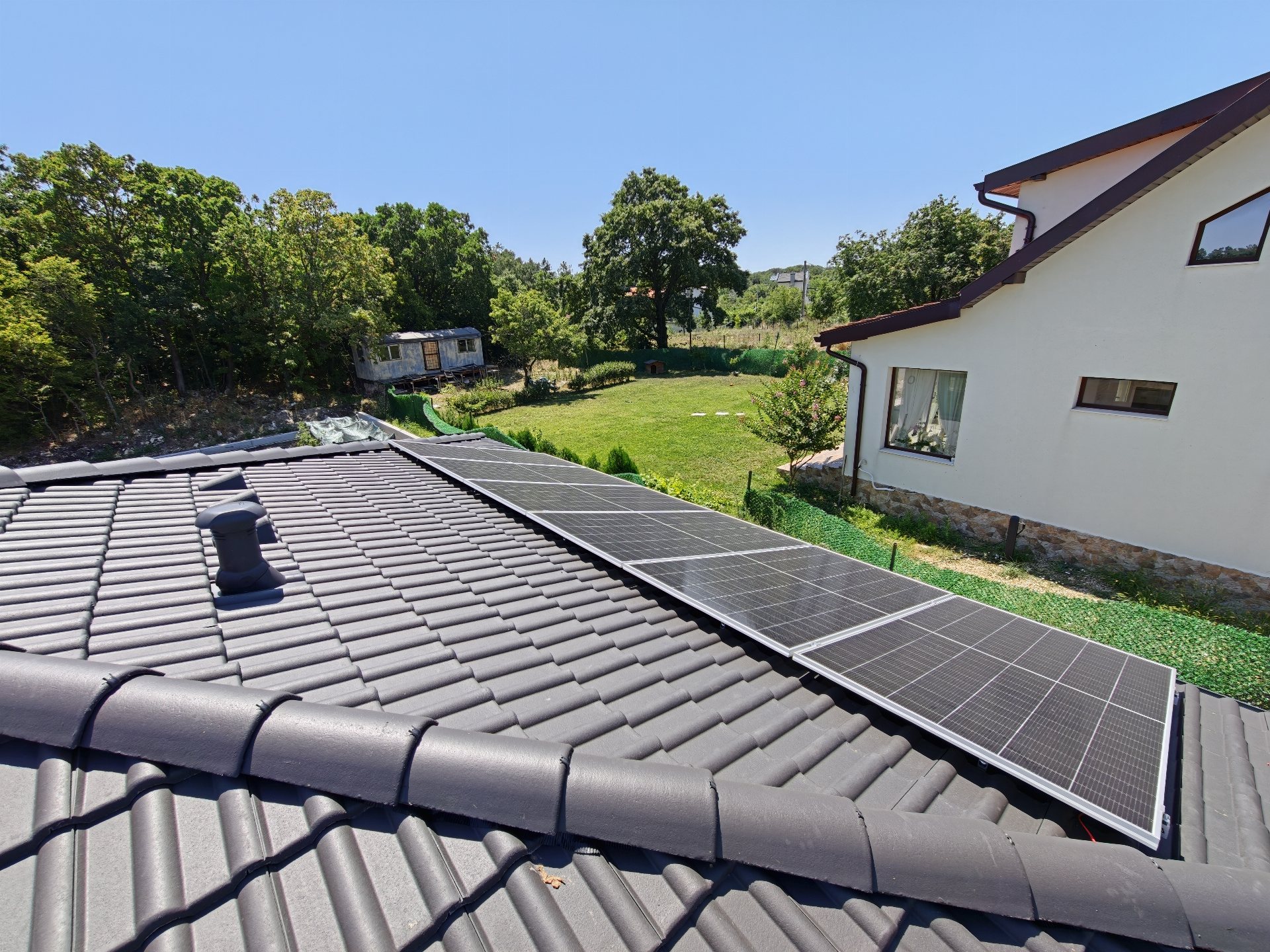 Solar system 10.4 kWp — Hybrid Photovoltaic System with a Battery for a Single-Family Home, Manastirski Rid area, Varna (photo 5)